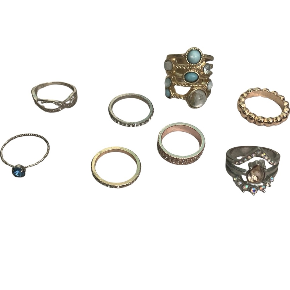 Bundle of 8 Fashion Jewelry Rings
